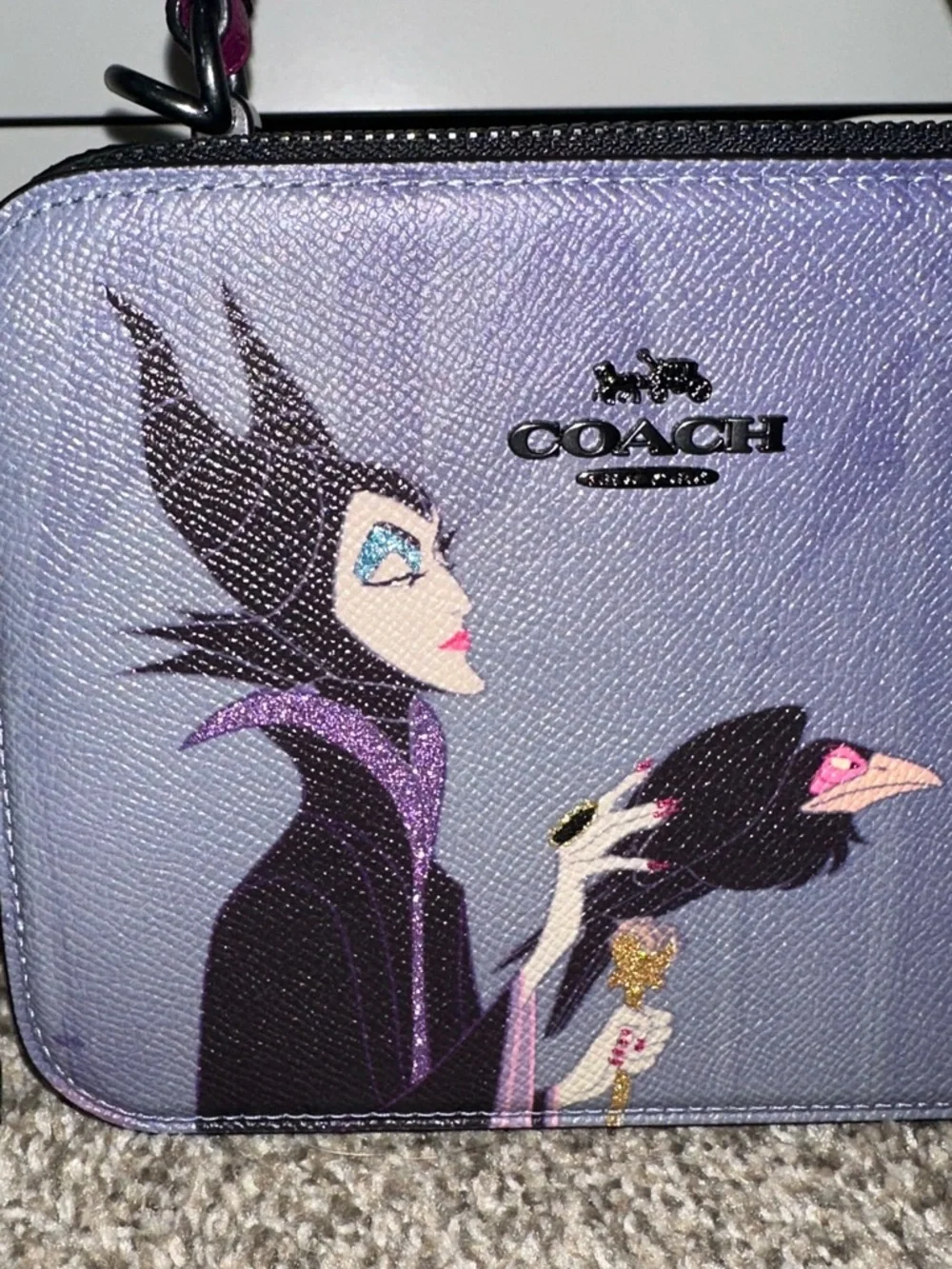 Disney × Coach Box Crossbody With Maleficent Motif Lunchbox Bag - Picture 2 of 10